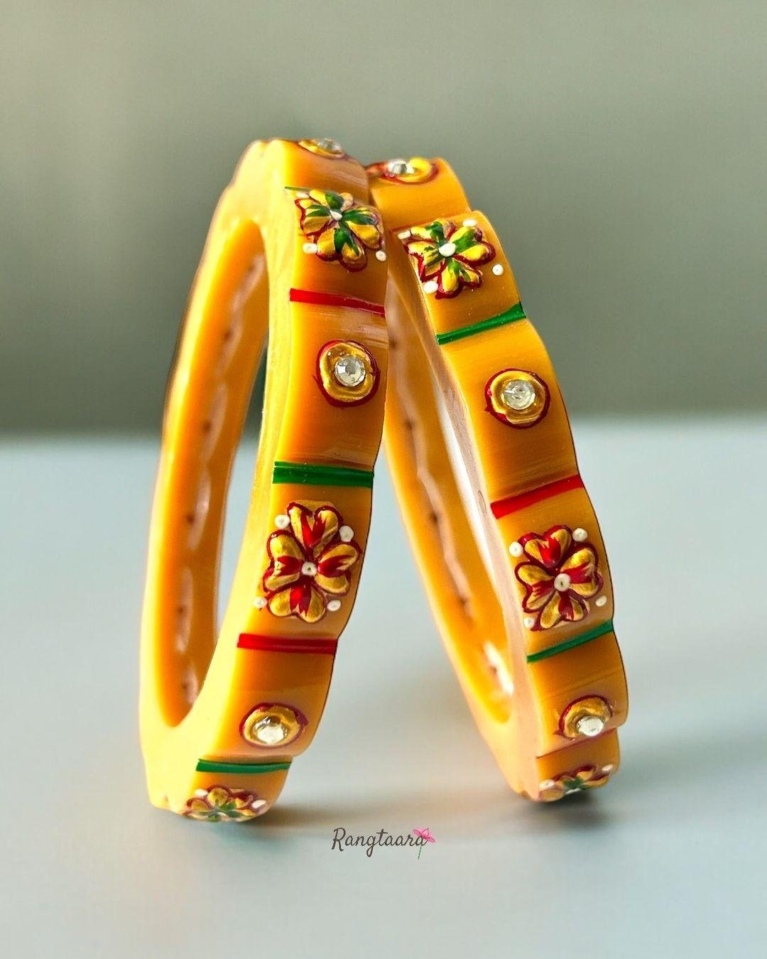 dailywear-bur-bangles-rangtaara-bangles-fashion-summerwear-indianjewellery-instagram-1