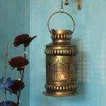 Iron Antique Oil Lantern | Traditional T-Light Holder | Vintage Style Lamp | Classic Home Decor | Rustic Light Display